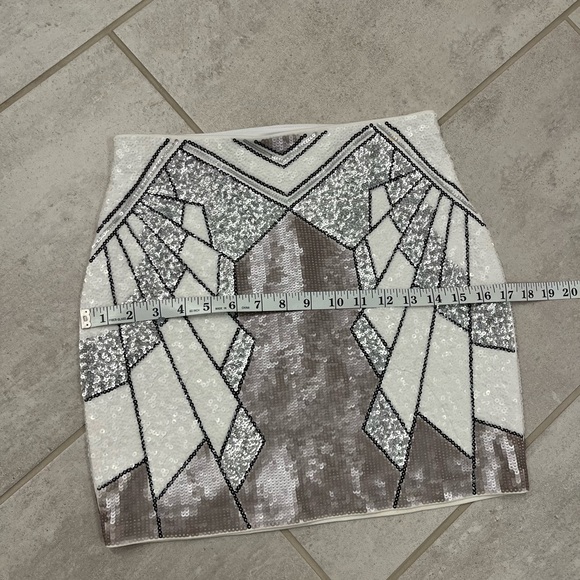 Express Sequin Geometric Mini Skirt XS Soft Stretchy - Picture 5 of 6